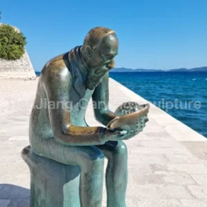 Bronze figure (Spiro Brusina) sculpture