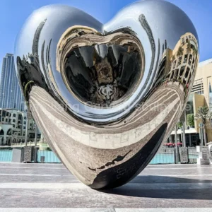 Stainless steel mirror love sculpture