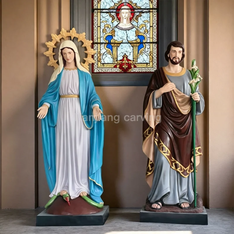 90291f52-ef19-4167-b96c-75775f616369.webp Painted Holy Family (Virgin and Saint Joseph) Statue Set